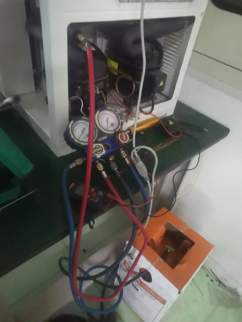 介绍空气能热水器维修奥秘,科大视频带你走进专业领域_科大空气能维修视频 家电维修 介绍空气能热水器维修奥秘,科大视频带你走进专业领域_科大空气能维修视频 介绍空气能热水器维修奥秘,科大视频带你走进专业领域_科大空气能维修视频 家电维修